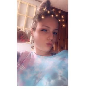 Meet your Posher, Mandy